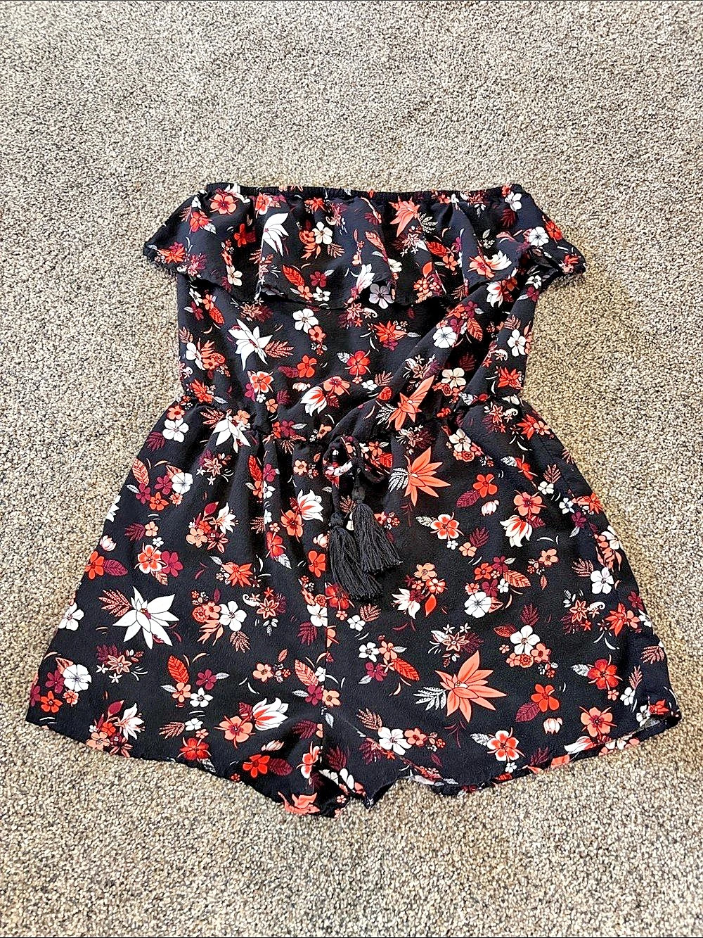 Mossimo Supply Co. Floral Strapless Romper in Black & Coral Size XS